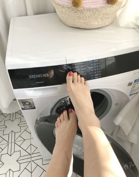啜乳左右_1080P在线观看