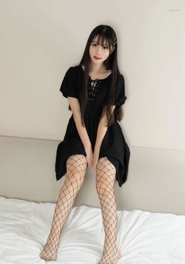《修女也疯狂2》_超清视频大全