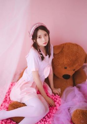 寂寞的女邻居2高清免费观看_720在线观看高清