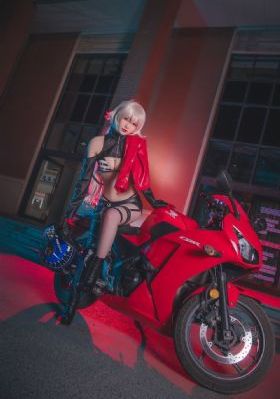 免费高清欧美_HD完整视频观看